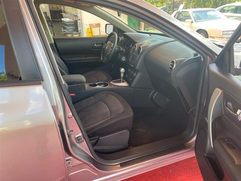 Nissan Rogue  2013
