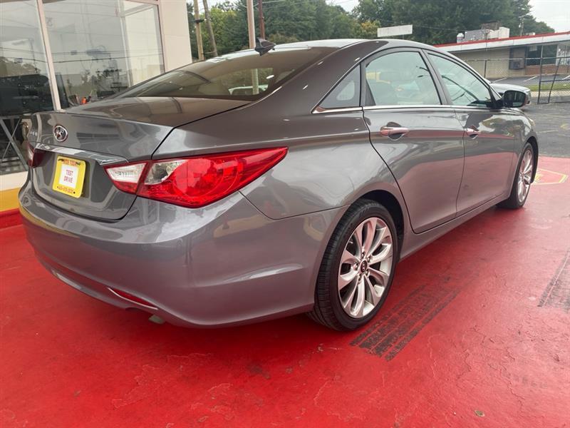 Hyundai Sonata  2013