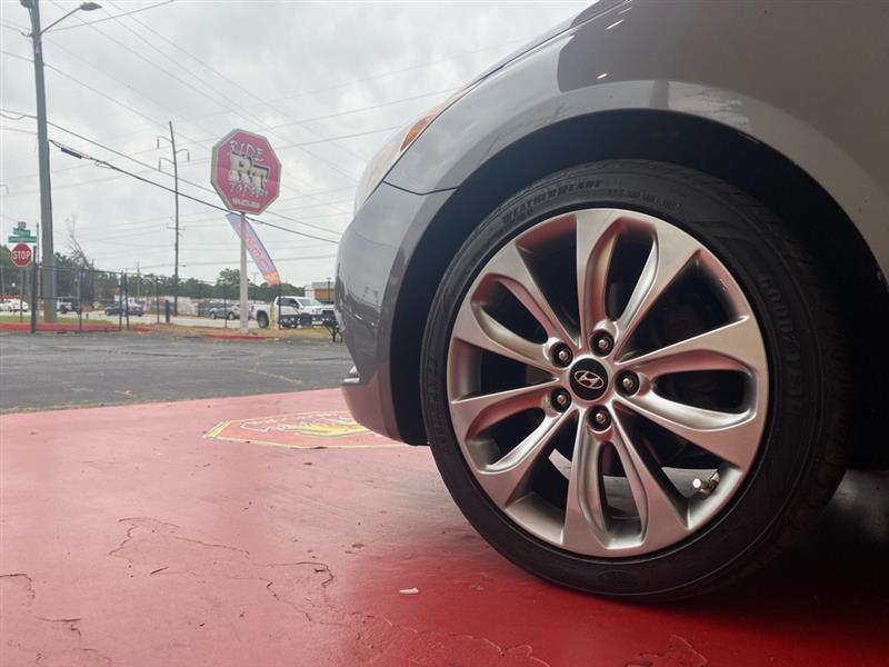Hyundai Sonata  2013