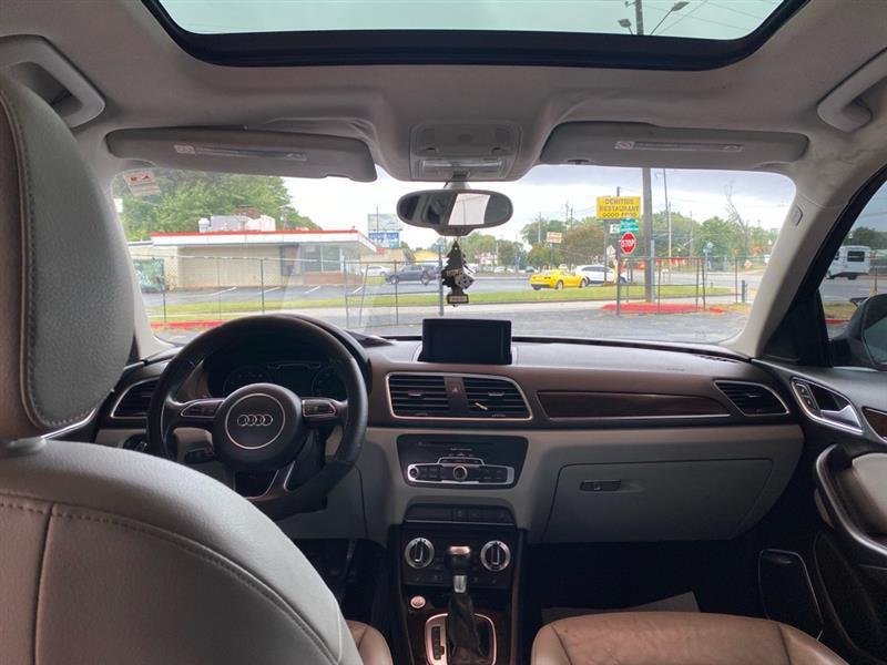 Audi Q3  2015