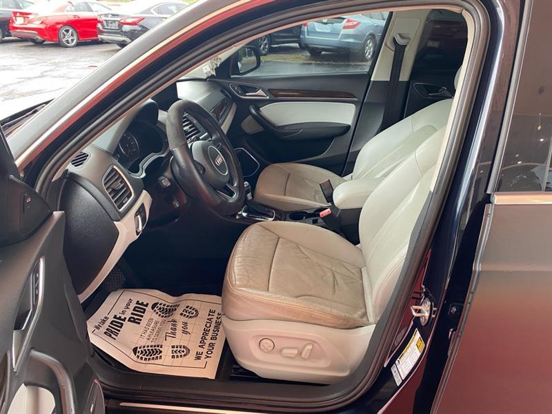 Audi Q3  2015