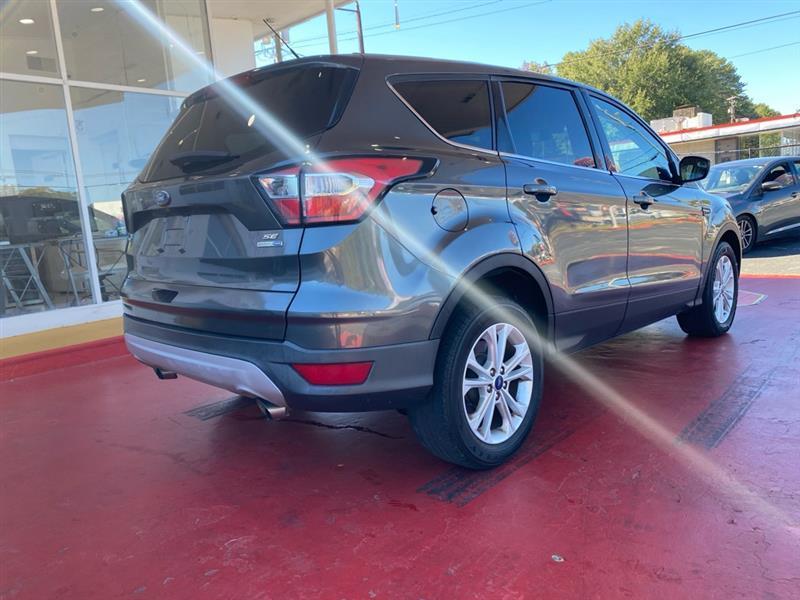 Ford Escape  2017