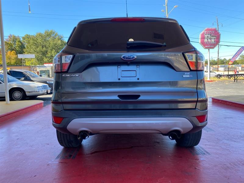 Ford Escape  2017