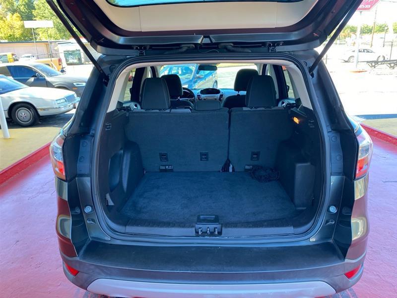 Ford Escape  2017