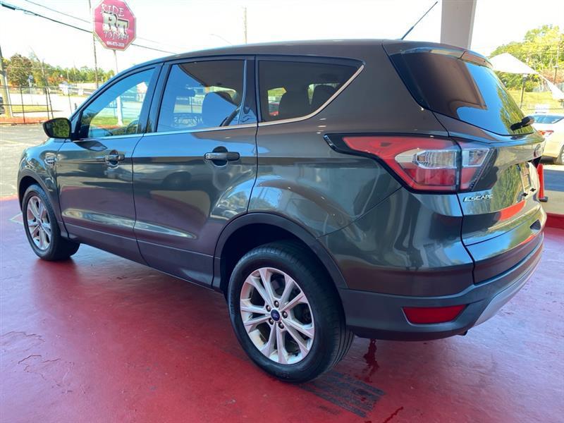 Ford Escape  2017