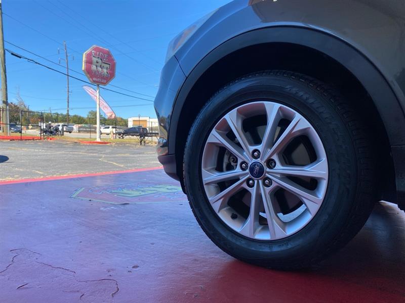 Ford Escape  2017