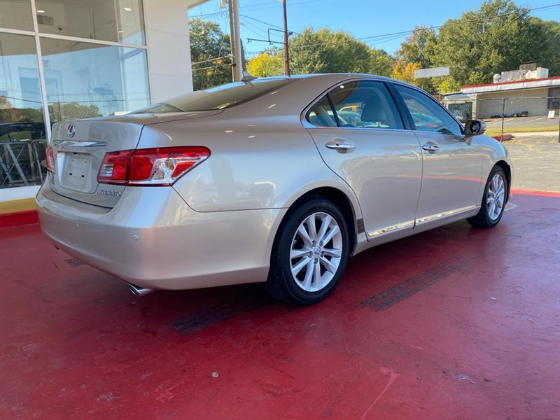 Lexus ES 350  2011