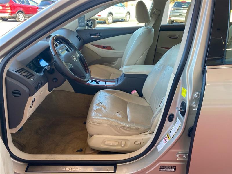Lexus ES 350  2011