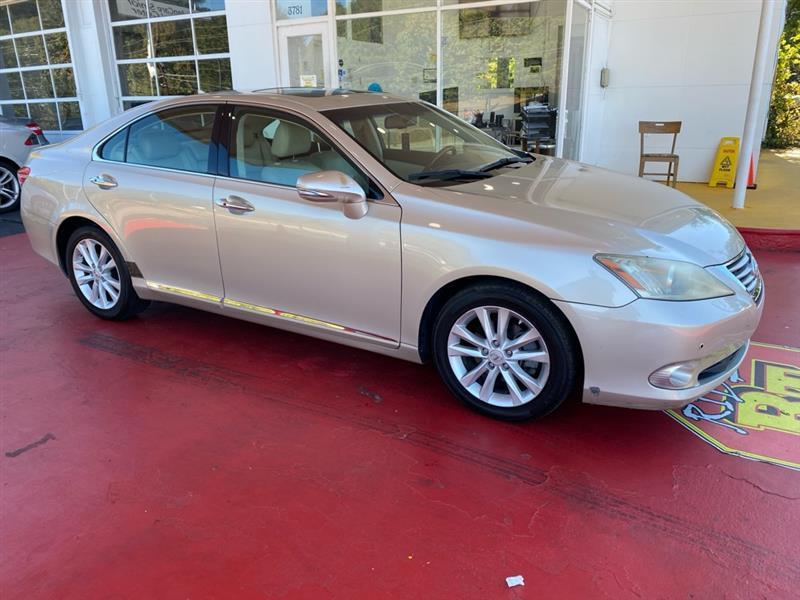 Lexus ES 350  2011