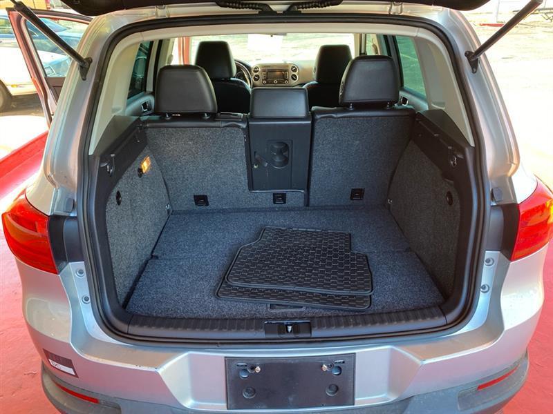 Volkswagen Tiguan  2013