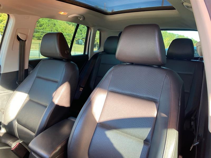 Volkswagen Tiguan  2013