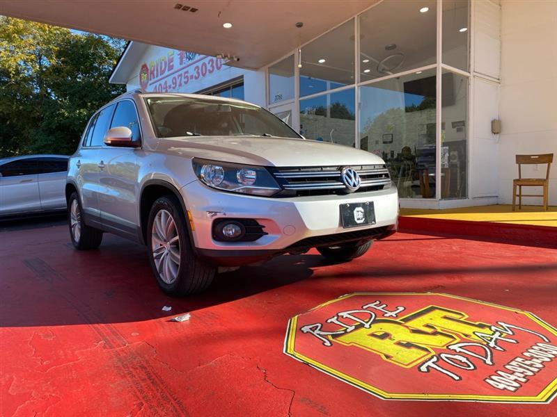 Volkswagen Tiguan  2013