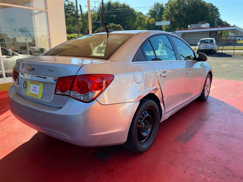 Chevrolet Cruze  2012