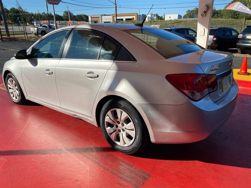Chevrolet Cruze  2012
