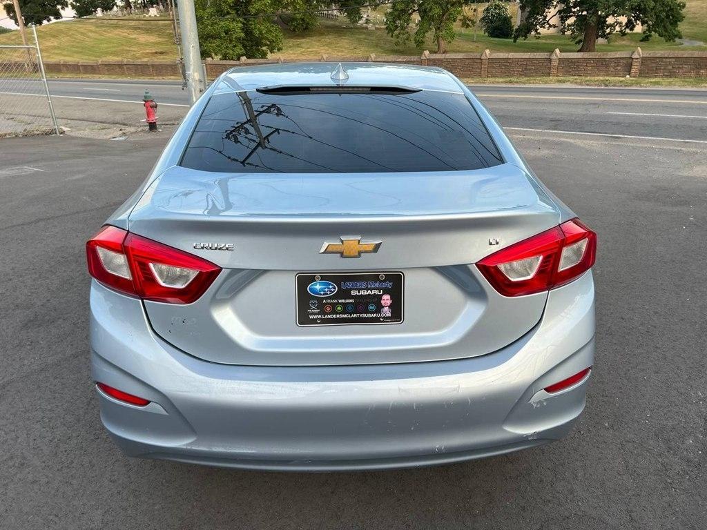 Chevrolet Cruze 4dr Sdn 1.4L LT w/1SD 2017