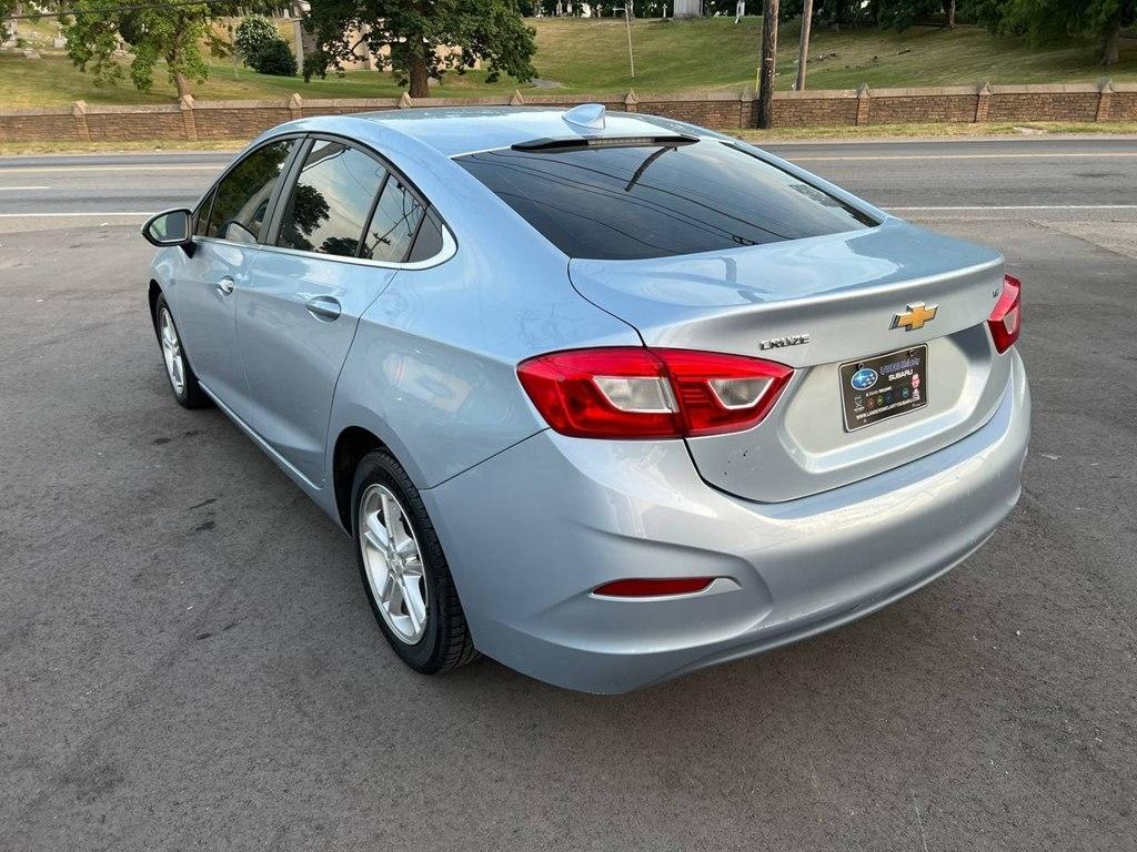 Chevrolet Cruze 4dr Sdn 1.4L LT w/1SD 2017