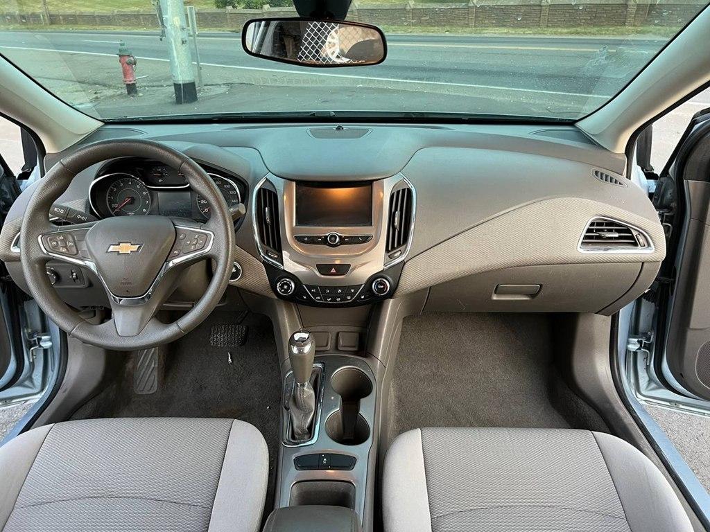 Chevrolet Cruze 4dr Sdn 1.4L LT w/1SD 2017