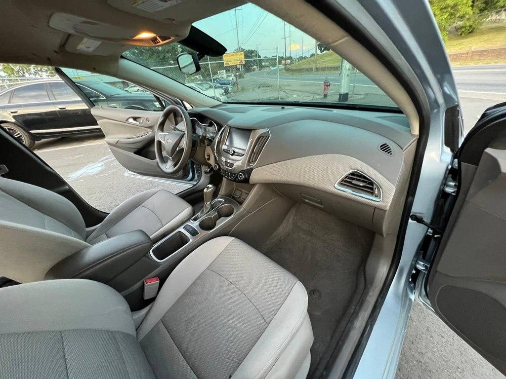 Chevrolet Cruze 4dr Sdn 1.4L LT w/1SD 2017