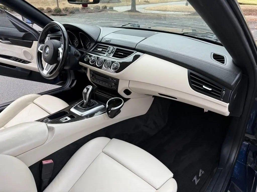 BMW Z4 2dr Roadster sDrive35i 2009