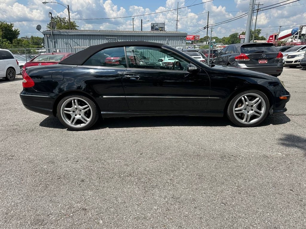 Mercedes-Benz CLK-Class 2dr Cabriolet 5.5L 2008