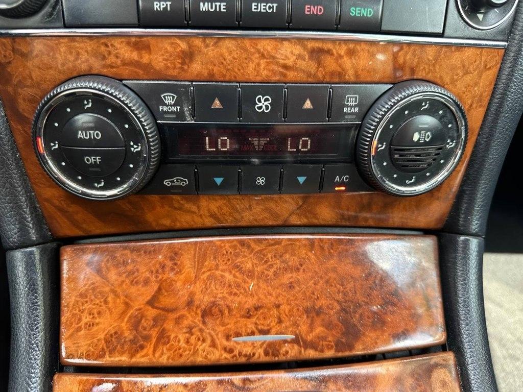 Mercedes-Benz CLK-Class 2dr Cabriolet 5.5L 2008