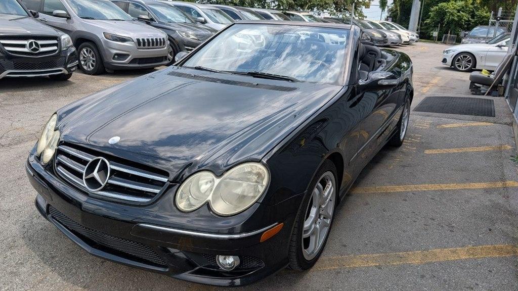 Mercedes-Benz CLK-Class 2dr Cabriolet 5.5L 2008