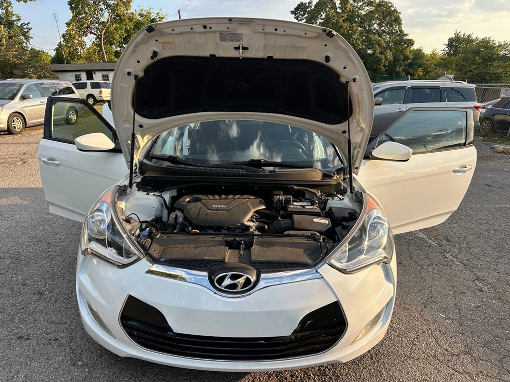 Hyundai Veloster 3dr Cpe Auto 2016