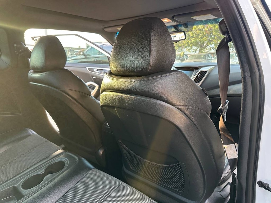 Hyundai Veloster 3dr Cpe Auto 2016