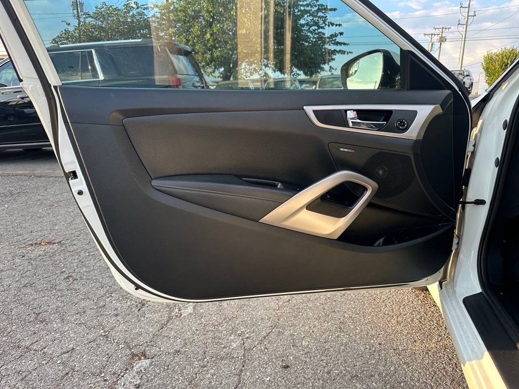 Hyundai Veloster 3dr Cpe Auto 2016