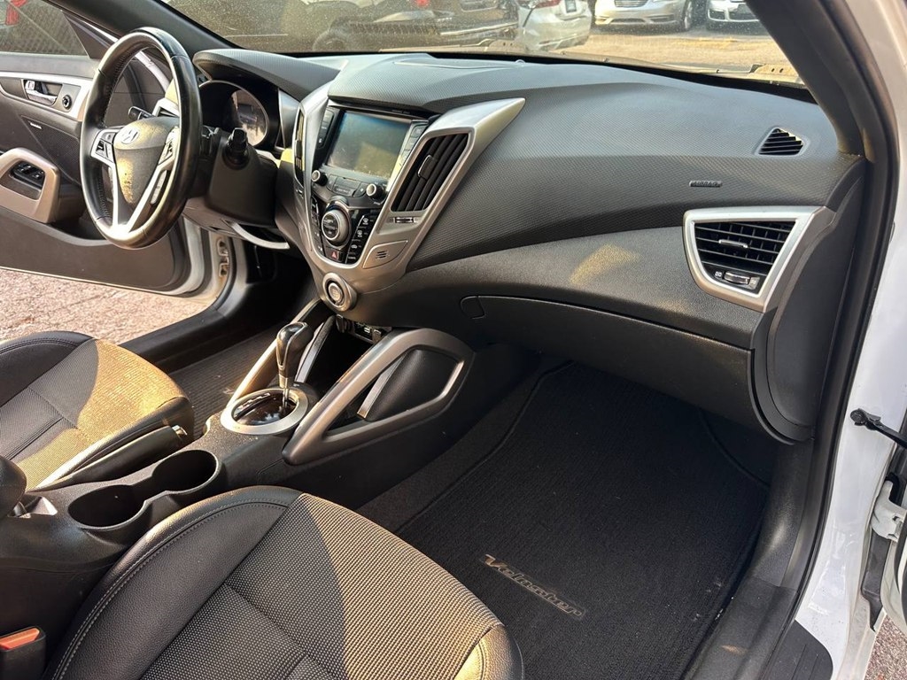 Hyundai Veloster 3dr Cpe Auto 2016