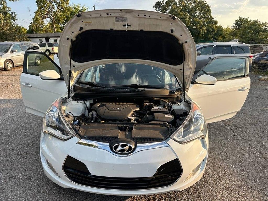 Hyundai Veloster 3dr Cpe Auto 2016