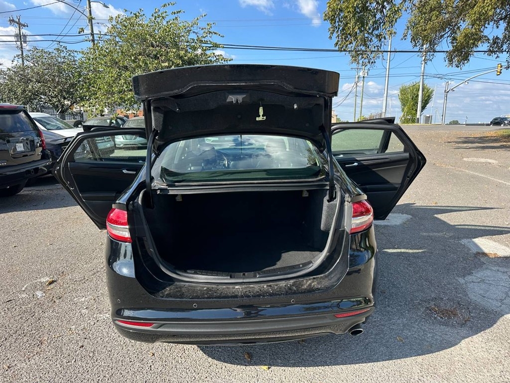 Ford Fusion SE FWD 2018