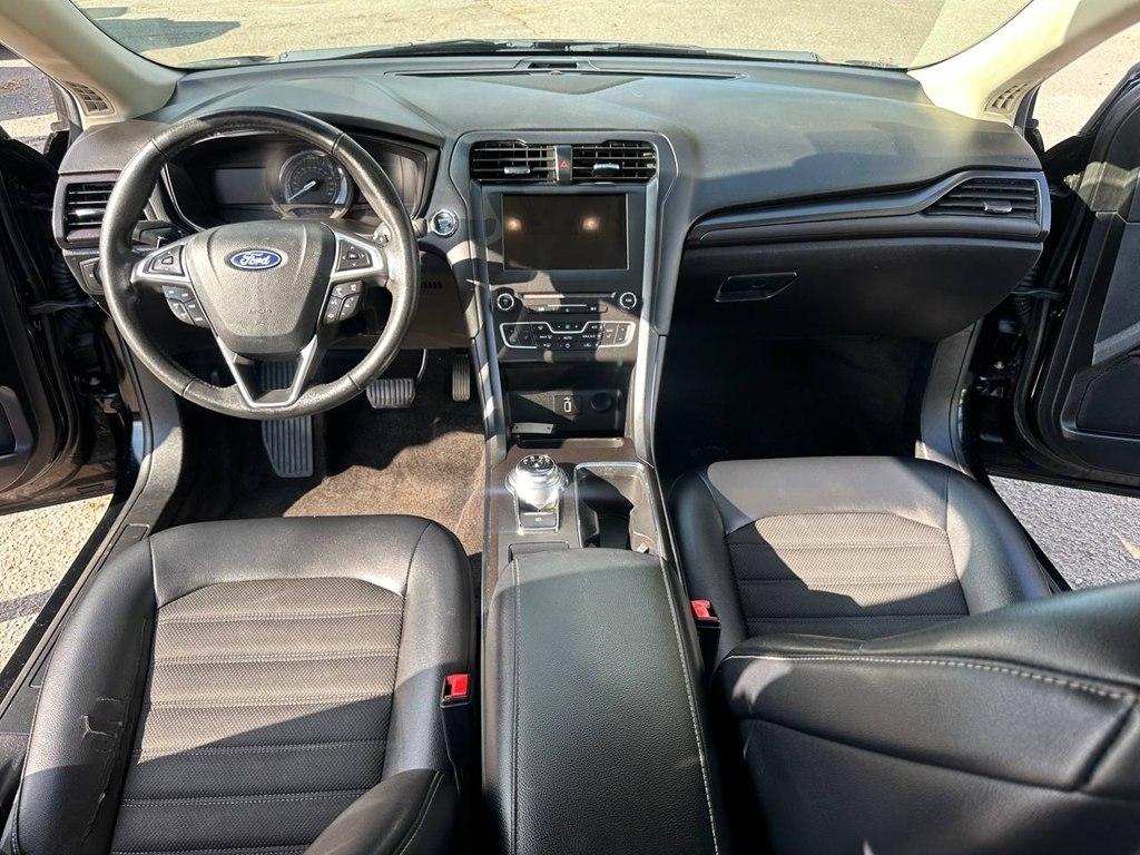 Ford Fusion SE FWD 2018