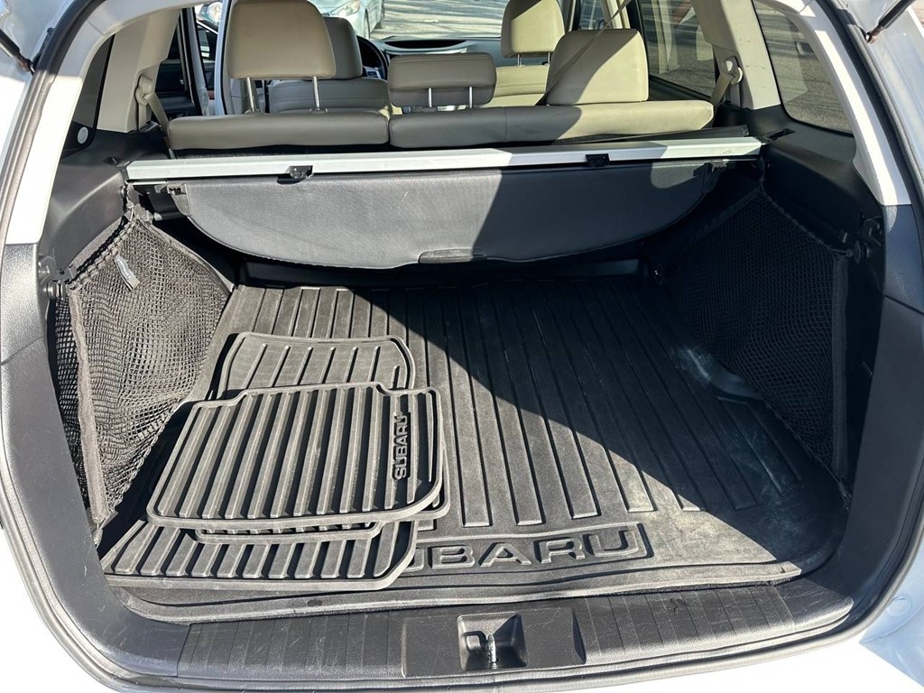 Subaru Outback 4dr Wgn H4 Auto 2.5i Limited 2013 Subaru Outback 4dr Wgn H4 Auto 2.5i Limited 2013