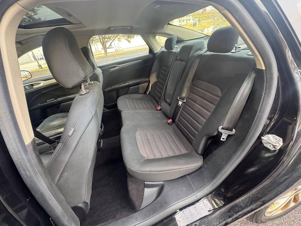 Ford Fusion SE FWD 2020