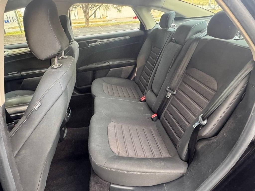 Ford Fusion SE FWD 2020