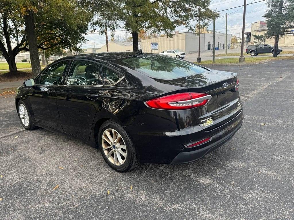 Ford Fusion SE FWD 2020