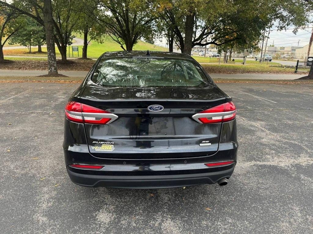 Ford Fusion SE FWD 2020