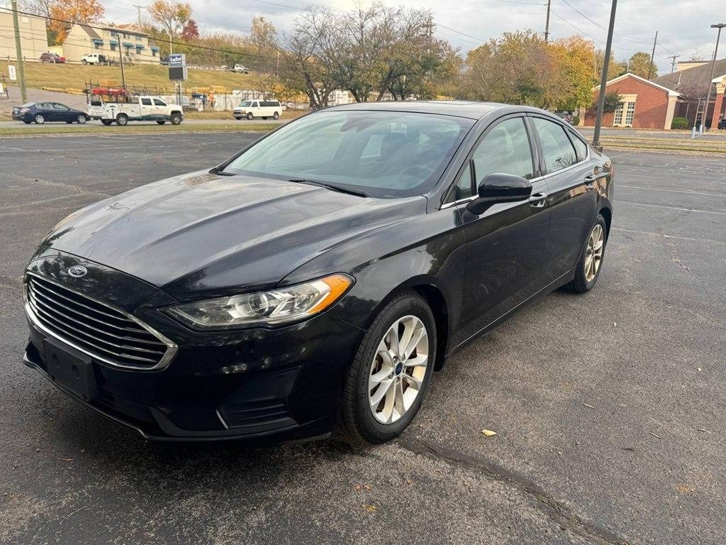 Ford Fusion SE FWD 2020