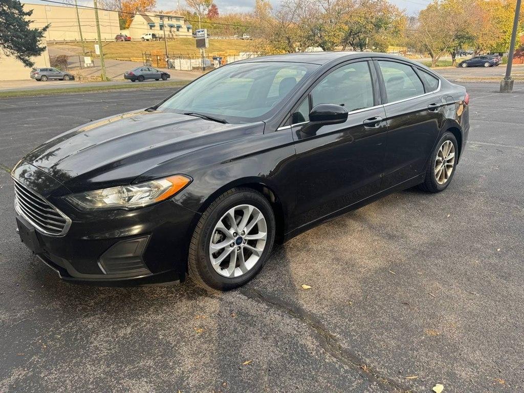 Ford Fusion SE FWD 2020