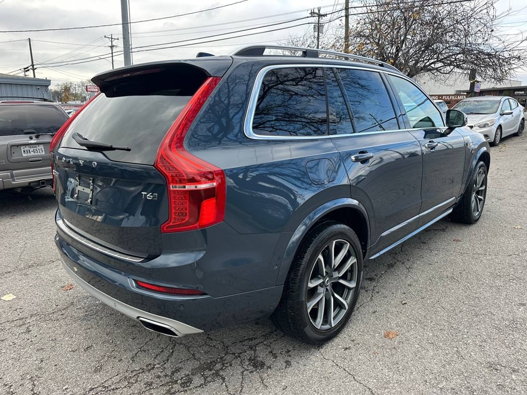 2018 Volvo XC90 T6 AWD Momentum photo 4