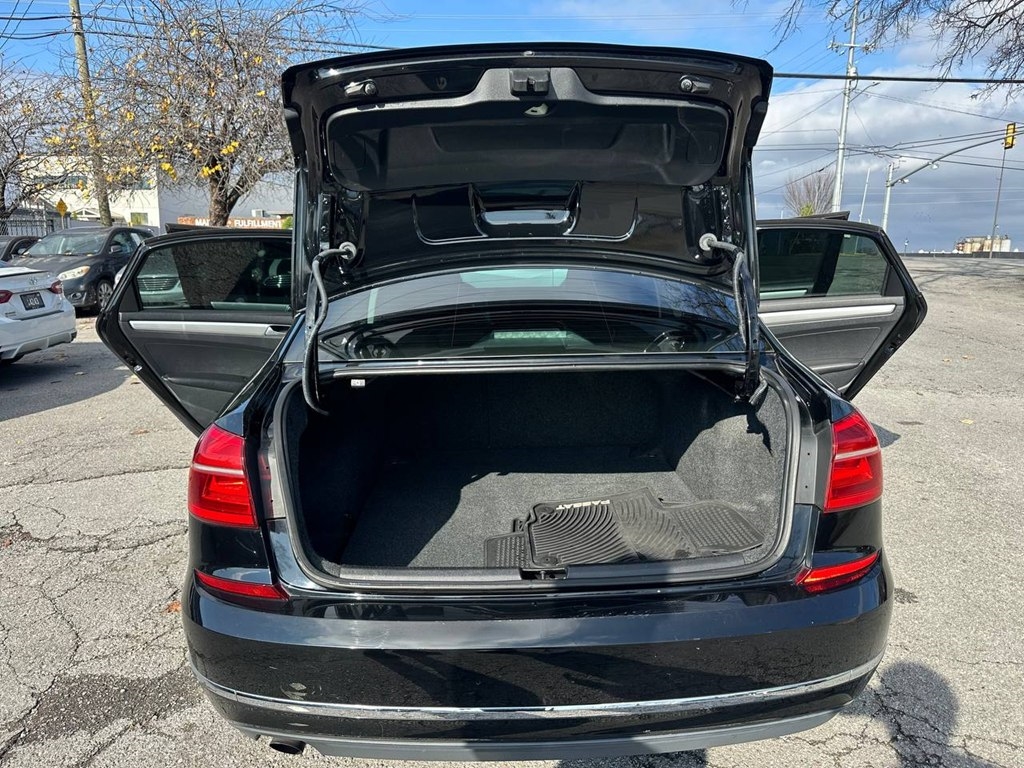 Volkswagen Passat 4dr Sdn 1.8T Auto S PZEV 2016