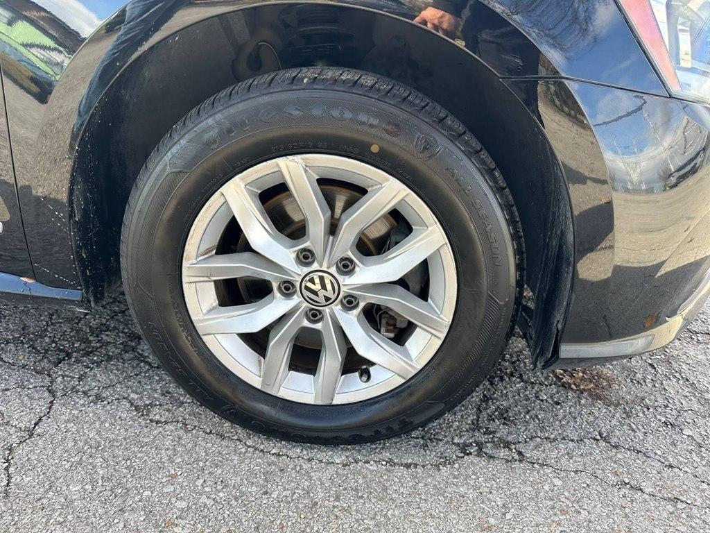 Volkswagen Passat 4dr Sdn 1.8T Auto S PZEV 2016