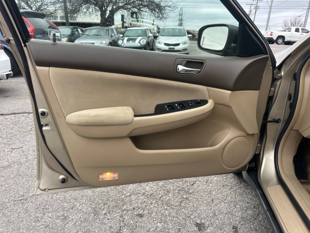 Honda Accord Sdn 4dr I4 AT LX 2007