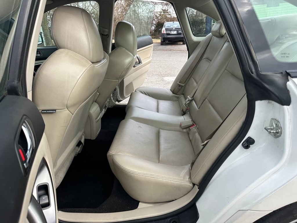 Subaru Legacy 4dr H4 Auto GT Ltd 2009