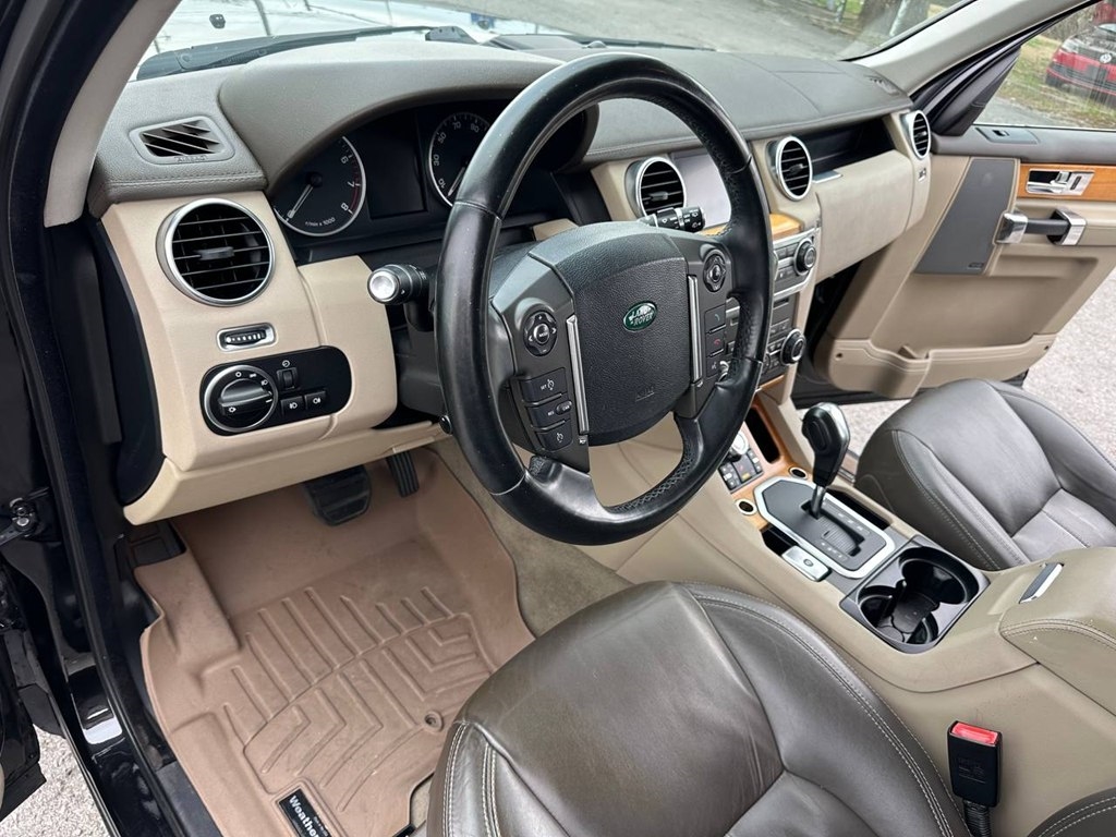 Land Rover LR4 4WD 4dr LUX 2013