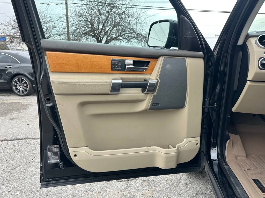 Land Rover LR4 4WD 4dr LUX 2013