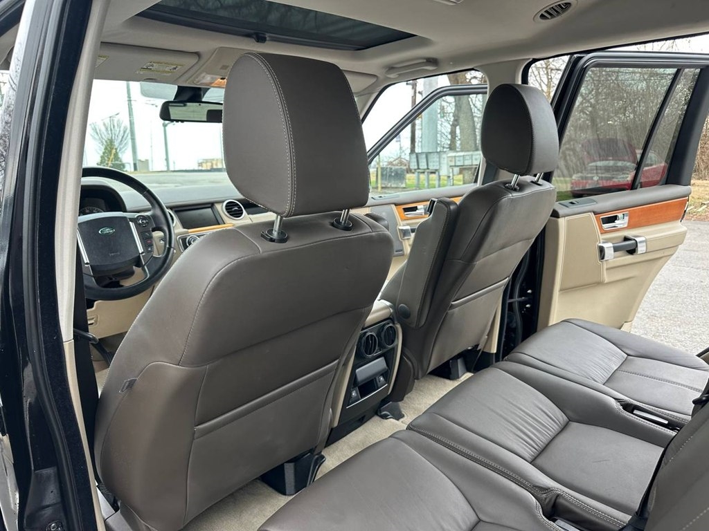 Land Rover LR4 4WD 4dr LUX 2013