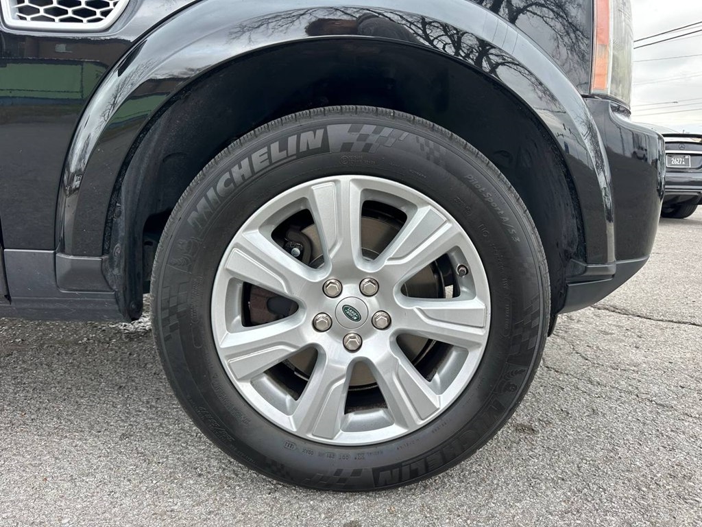 Land Rover LR4 4WD 4dr LUX 2013