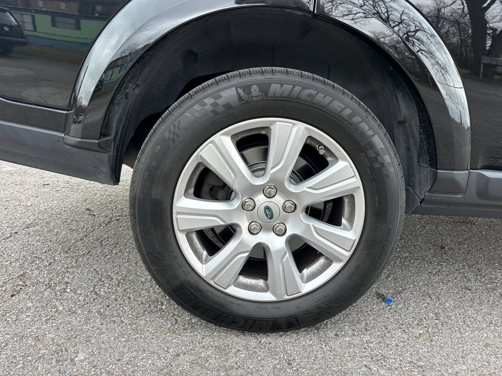 Land Rover LR4 4WD 4dr LUX 2013